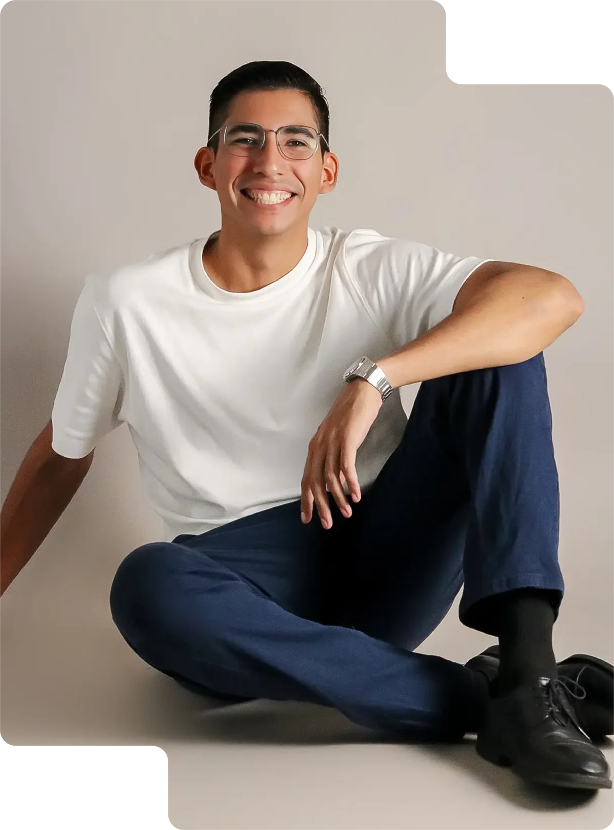 Carlos Estrada — Asesor Financiero